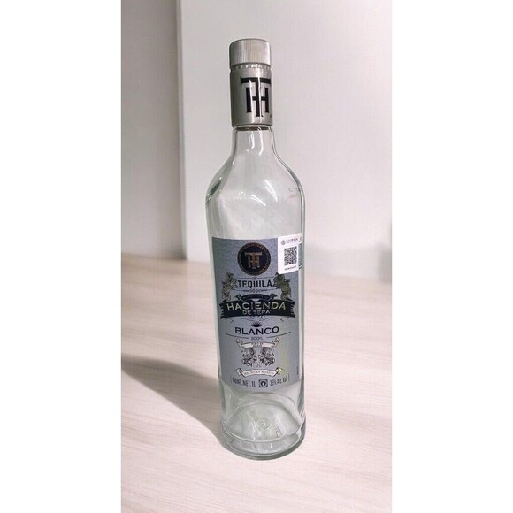 Imported Tequila Hacienda De Tepa Blanco EMPTY BOTTLE Large 1 Liter Mexico - Picture 1 of 10